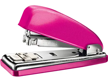 Imagen Grapadora petrus 226 classic wow fucsia metalizado capacidad 30 hojas en blister